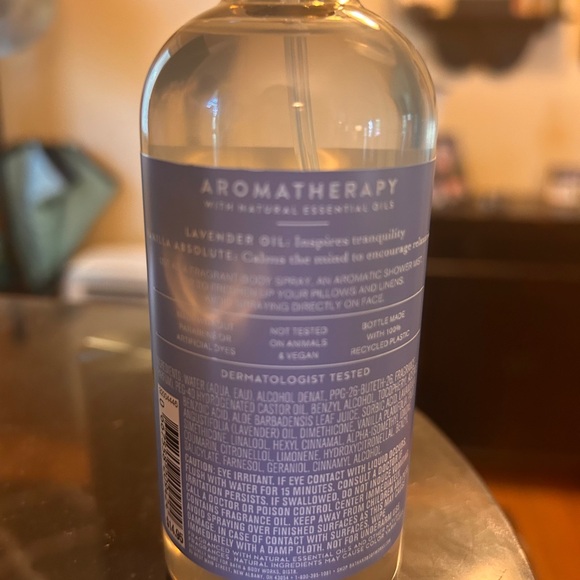 Bath and Body works therapy Lavender- Calming Blue - Picture 2 of 3
